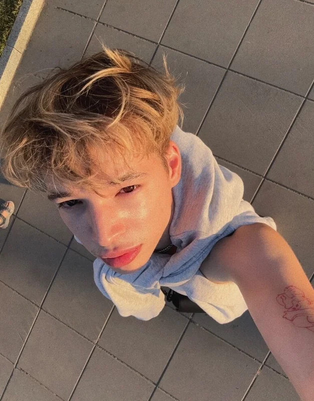 your Sasha OnlyFans creator with exclusive content
