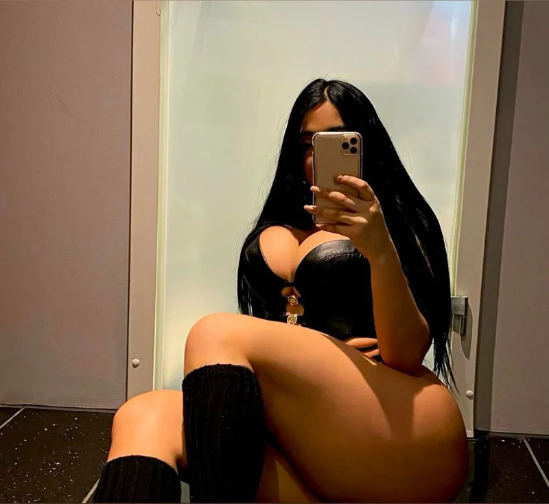Aless@_souzabrasil on OnlyFans with big assets
