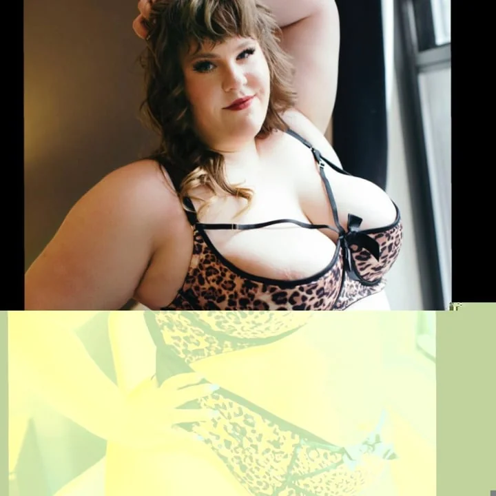 Alexaeasonxo OnlyFans Curvy Model