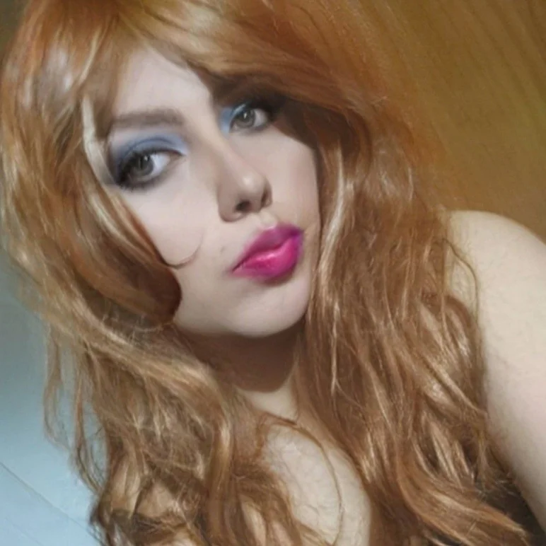 Aliciacrossdresser OnlyFans creator with exclusive content