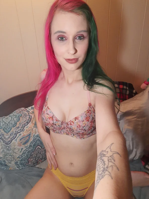 Alil_batty OnlyFans creator with spooky themes