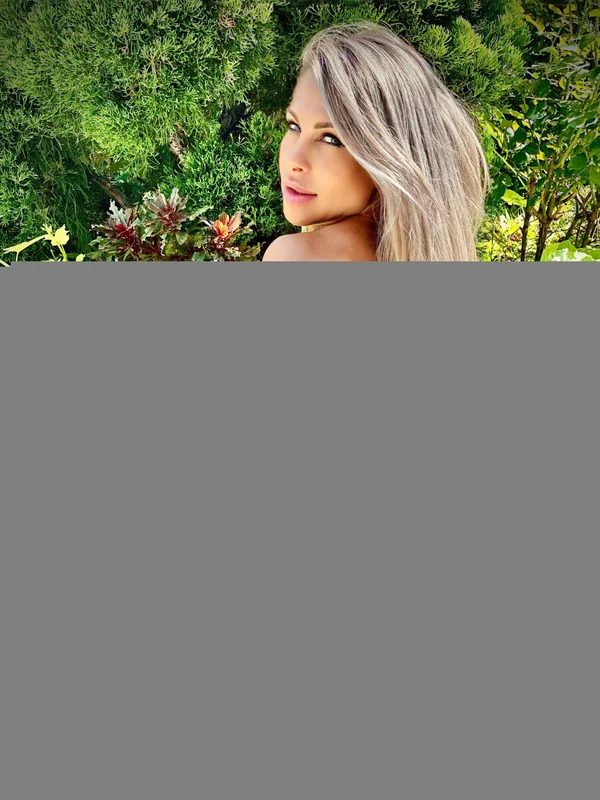 Aliona Meriacri OnlyFans creator with enticing content