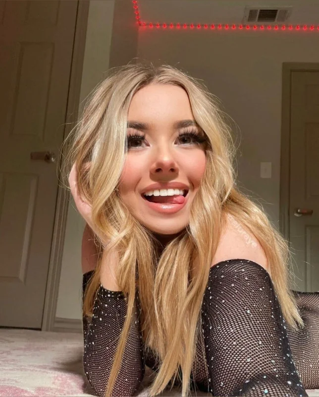 Ally ;) OnlyFans creator profile picture