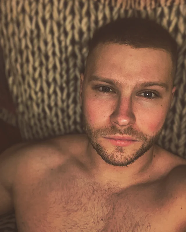 Am I a daddy? OnlyFans creator with engaging content.