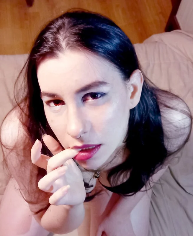 Amai Chan OnlyFans tattoo artist and illustrator
