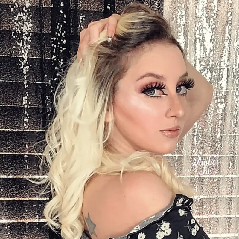 Amber Iris OnlyFans creator profile picture