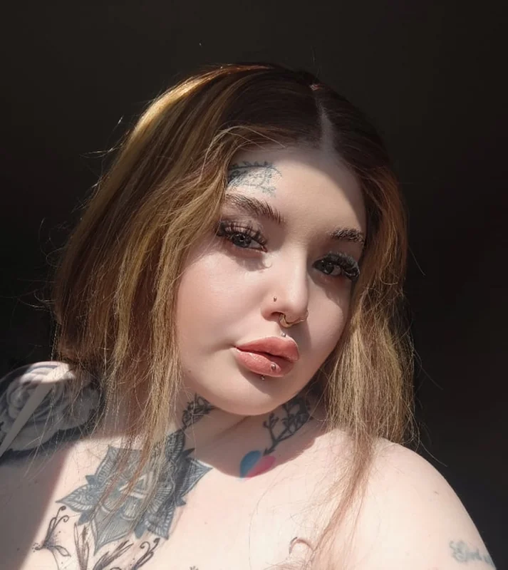 Amyeversxo OnlyFans chubby internet girlfriend