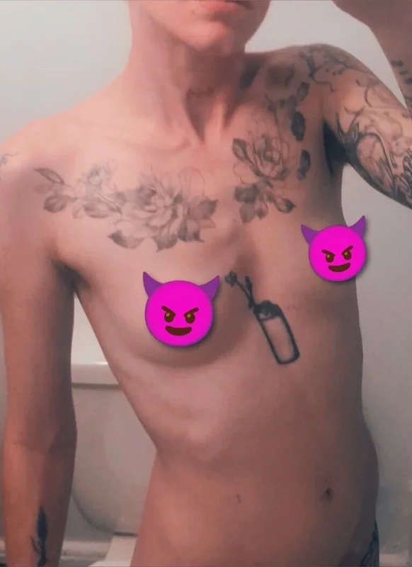 Anahrain OnlyFans profile with custom content