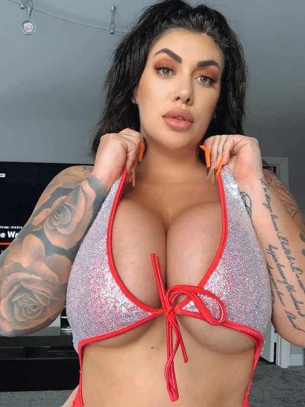Ana Lorde OnlyFans creator with exclusive content