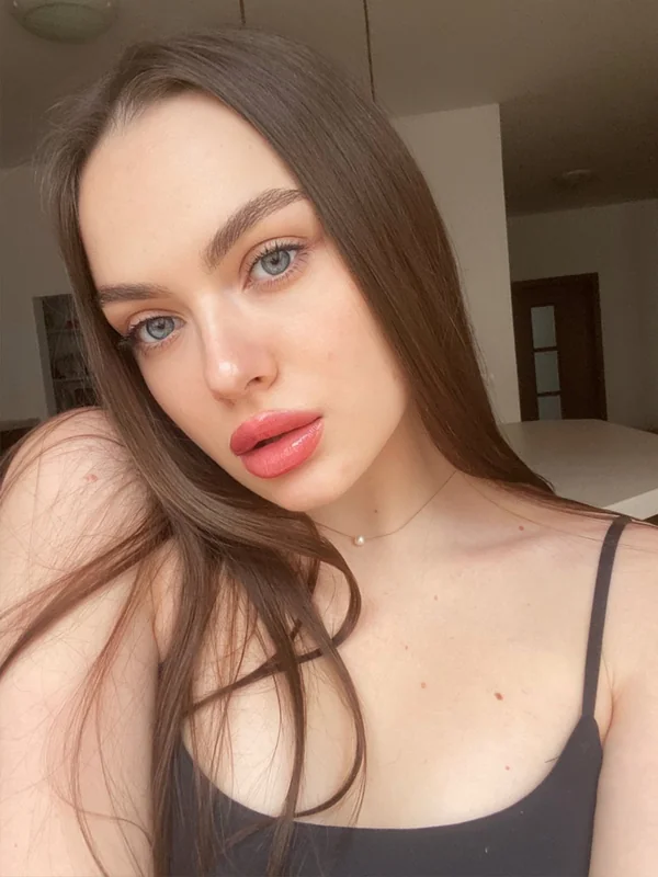 Anastasia OnlyFans yoga progress