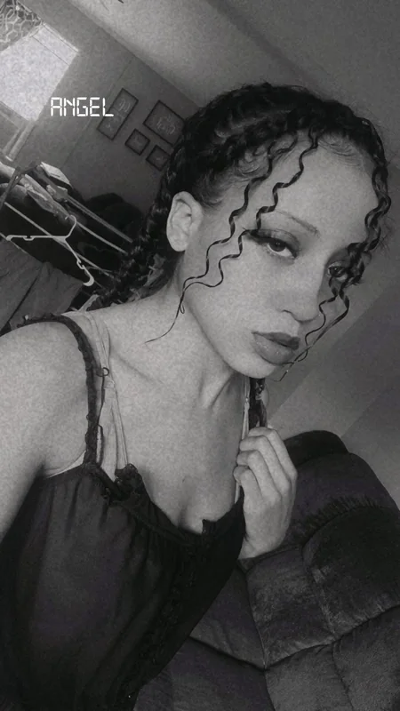 AnGelLeGs OnlyFans content creator with live streams