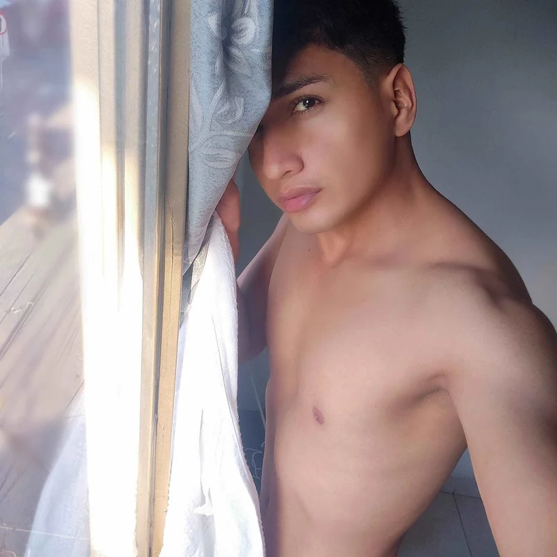 Ángel Montenegro OnlyFans Colombian male creator