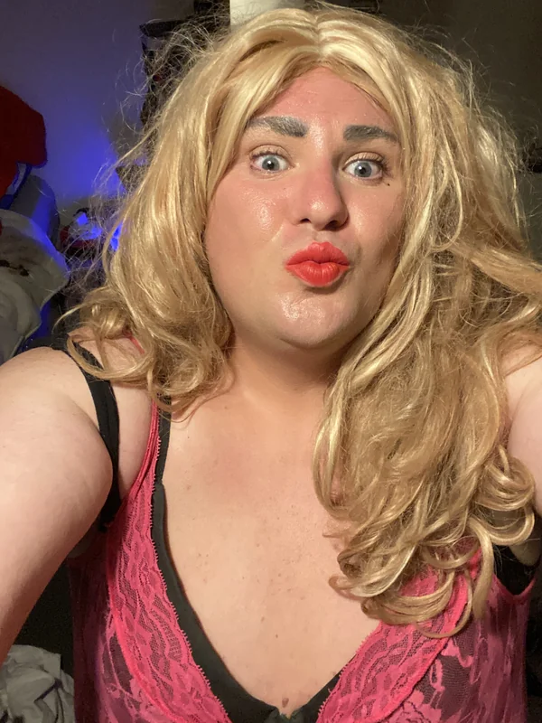 Annarlondon OnlyFans Trans creator with natural content
