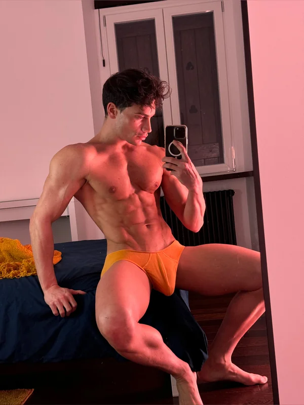 Mr. Anthon OnlyFans stretching and coaching expert