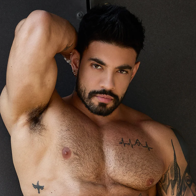 Alejo Ospina OnlyFans creator with engaging content