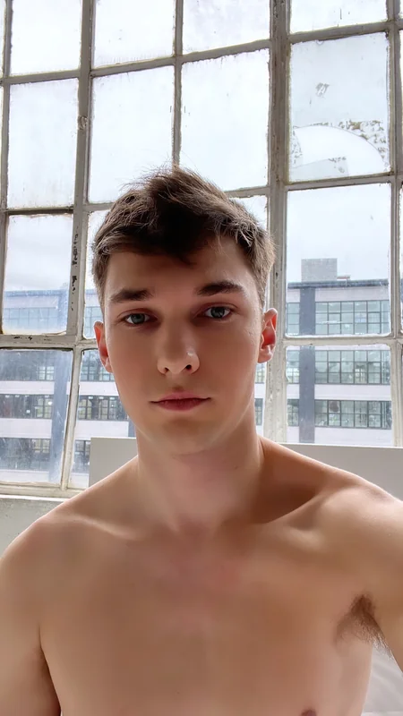 Art Roger Philips OnlyFans raw content creator