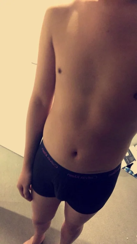 Gaytwinkbelfast OnlyFans creator with engaging content