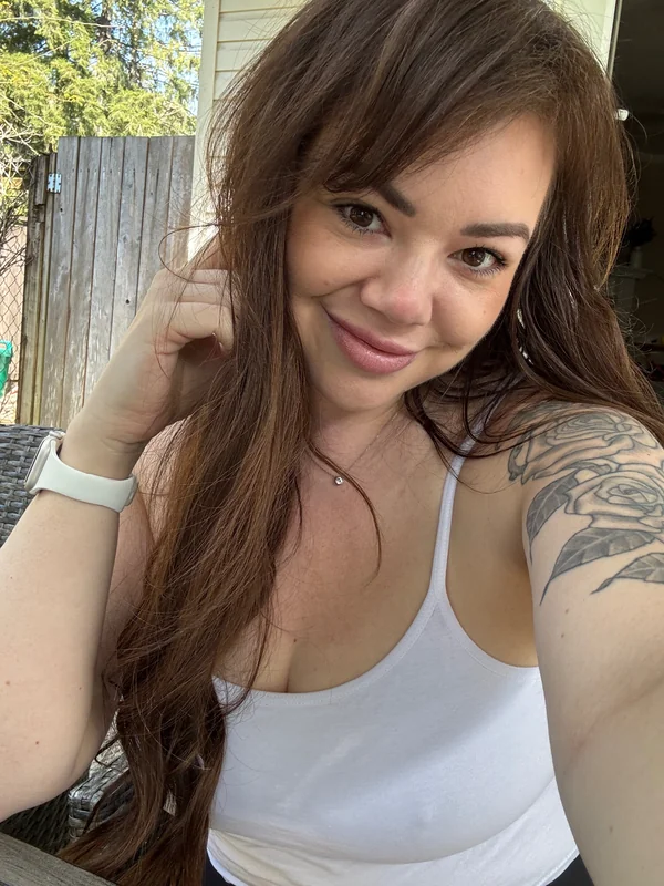 Ava Jade OnlyFans playful mom