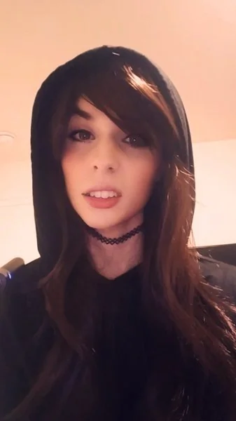 averyellisxo OnlyFans petite creator