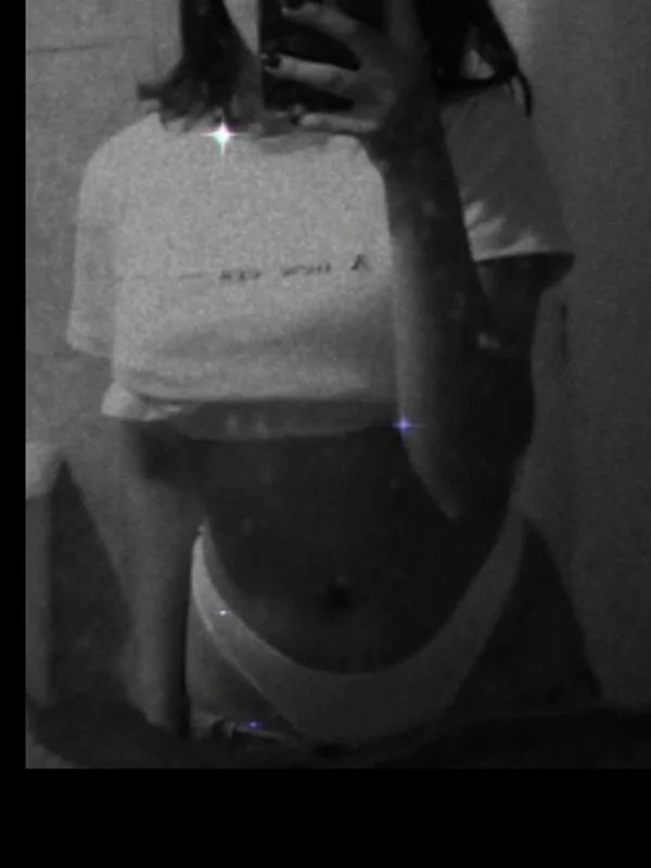 aylu OnlyFans pierced creator