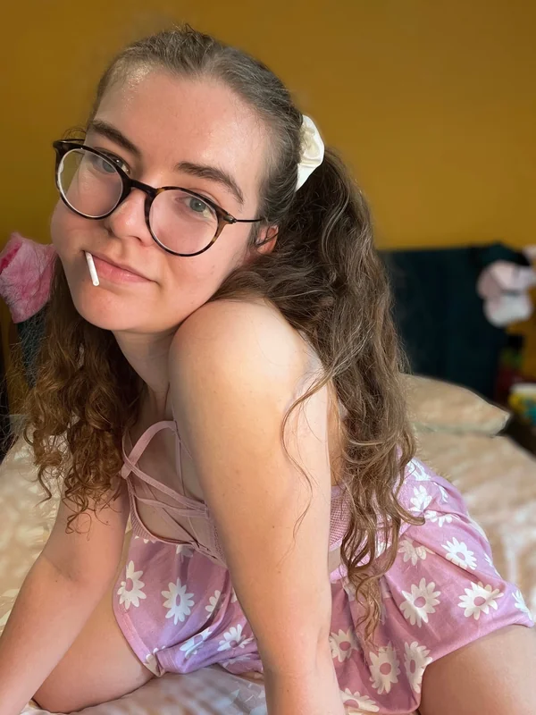 Babycarriexx on OnlyFans - Kinky Babygirl