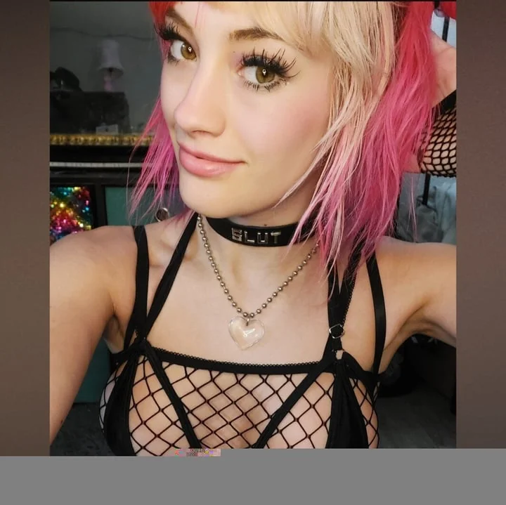 Bambiibrat OnlyFans adult content creator