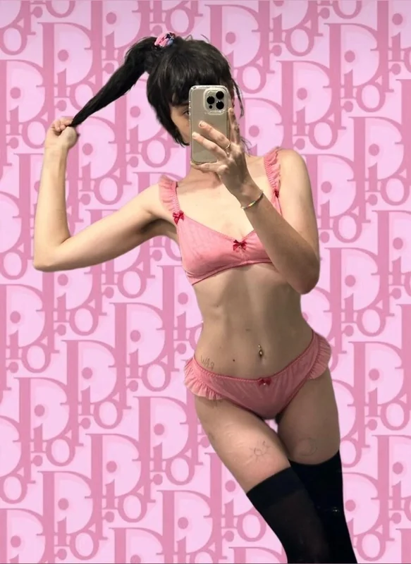 Bambi Doll OnlyFans cute creator