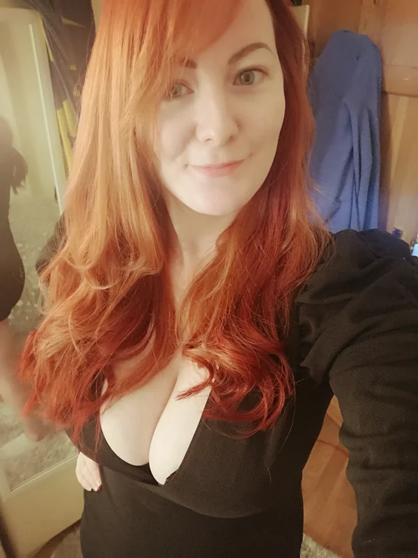 Jessica Fox OnlyFans British redhead content