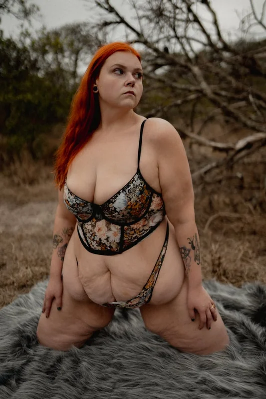 Bbapplehoneybbw OnlyFans soft curvy beauty