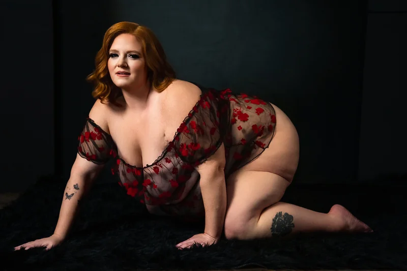 Bbwjulieginger1 OnlyFans Big Booty Star