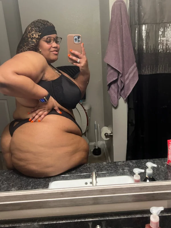 KEEKEE OnlyFans BBW Chubby creator