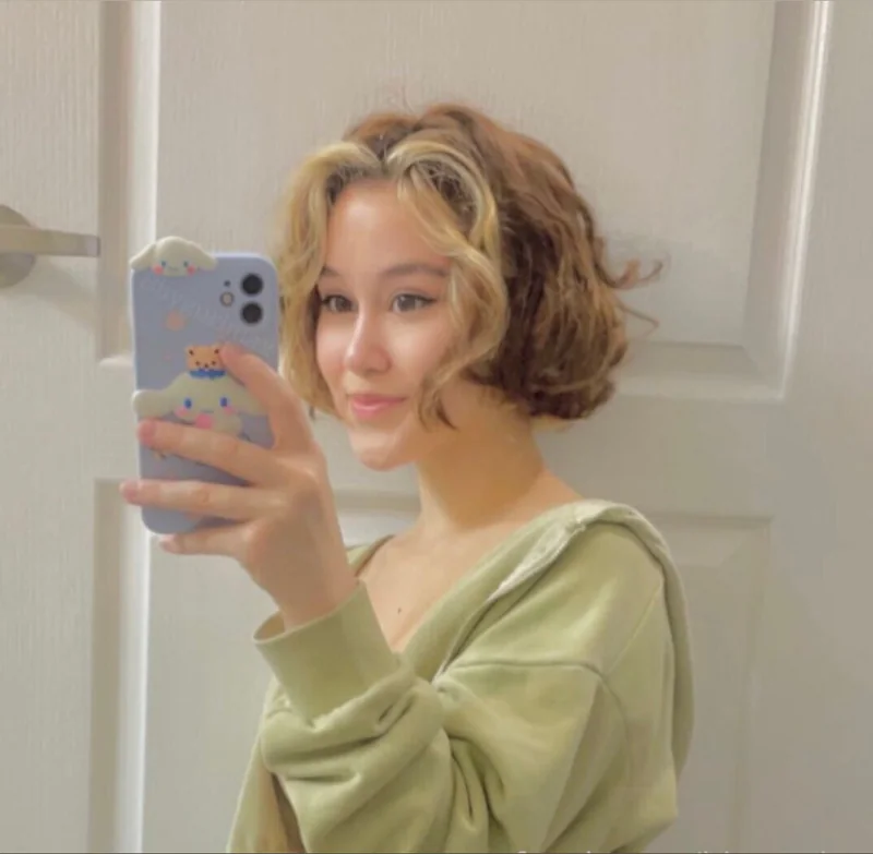 bbygurl OnlyFans Creator with engaging content