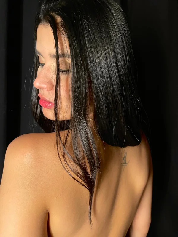 Bea Ventura OnlyFans creator with flirty personality