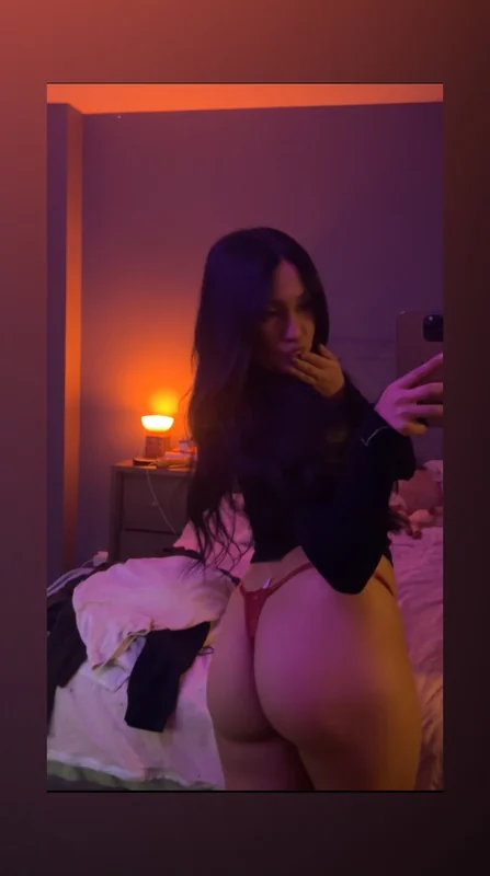 M OnlyFans creator with engaging content