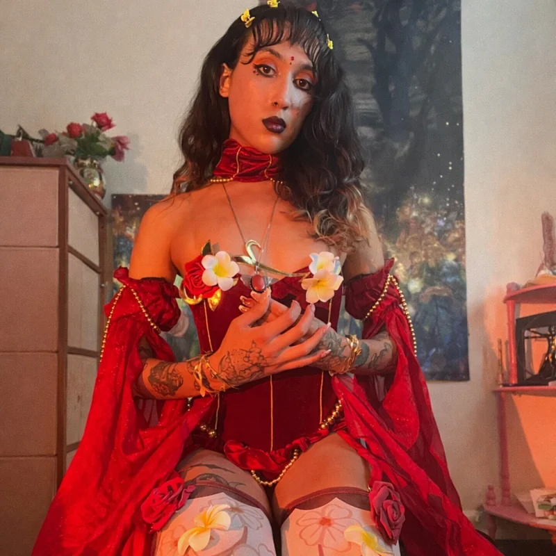 Siren Moon OnlyFans creator with stunning photos