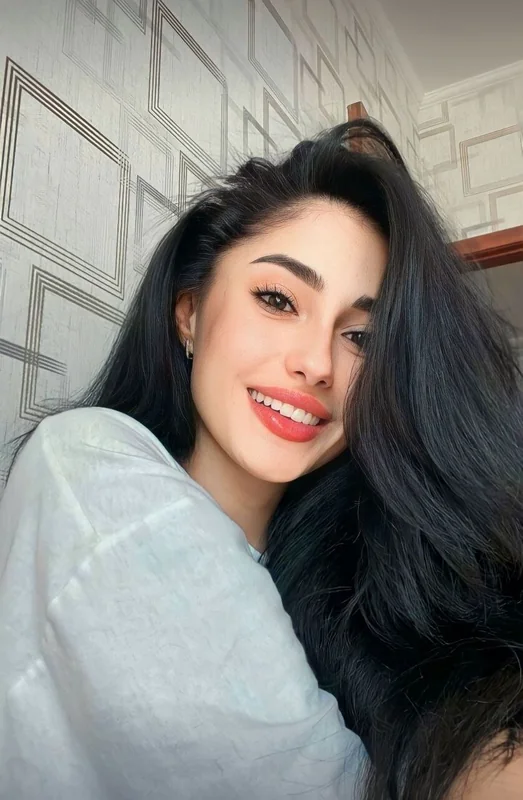 Bella OnlyFans creator profile picture