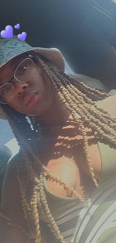 Bell OnlyFans creator with exclusive content