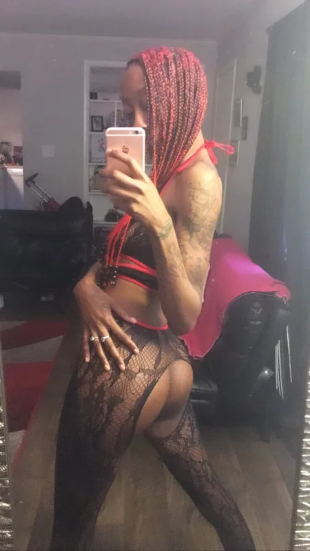 Bhampagne OnlyFans Slim Tattooed Creator