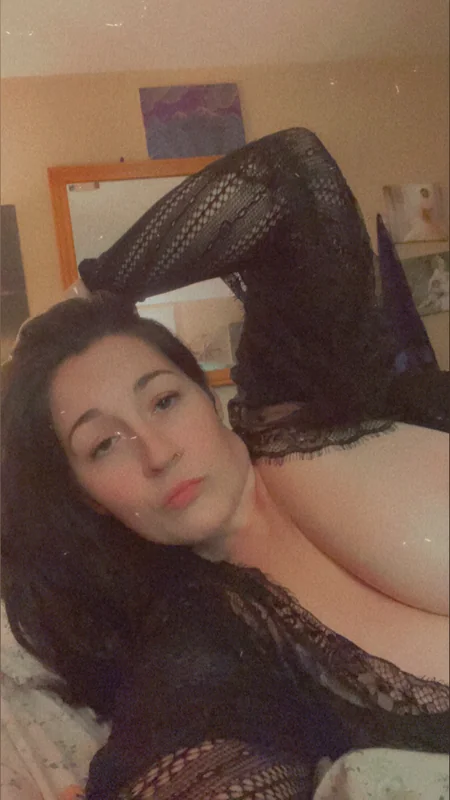 Mal OnlyFans brunette creator