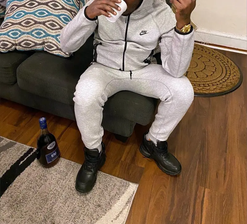 Bigdongpapi OnlyFans creator with exclusive content