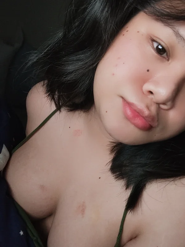 𝐁&𝐓 OnlyFans creator with nude content