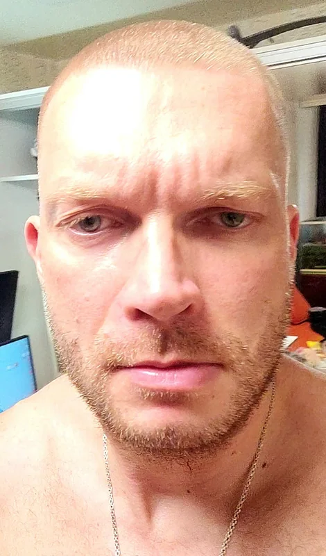 AIphaCentaury OnlyFans Male Model