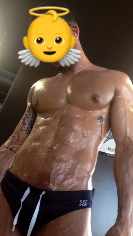 Blackliciious OnlyFans creator with exclusive content