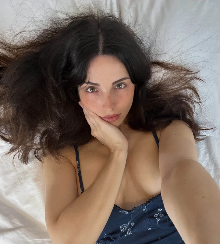 Liz OnlyFans profile picture - Intimate creator