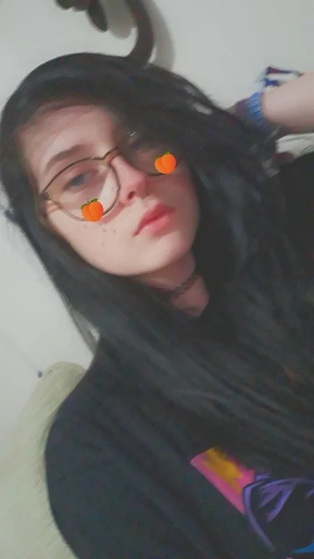 Peach 🍑🏳️🌈 OnlyFans creator with unique content
