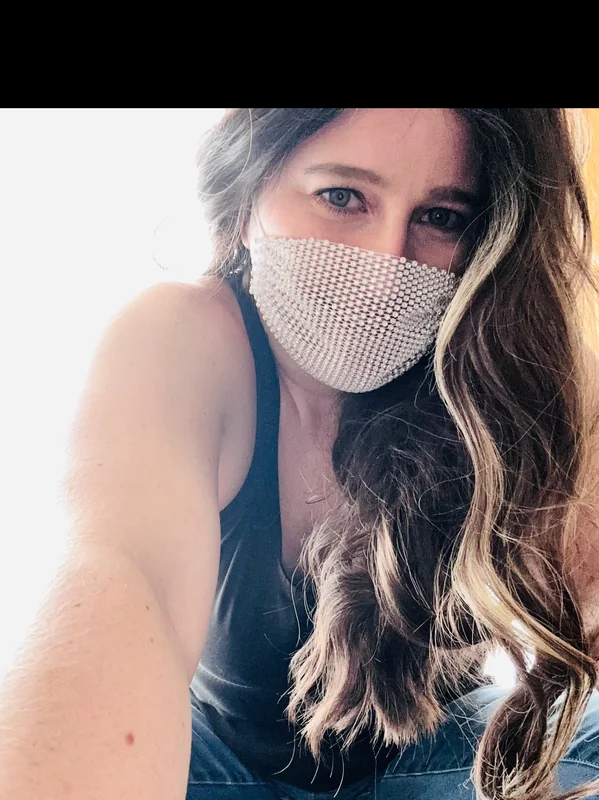 Blue on OnlyFans showcasing non-nude faceless content