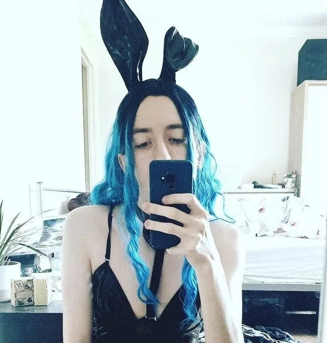 Bluevalentina OnlyFans creator with unique style