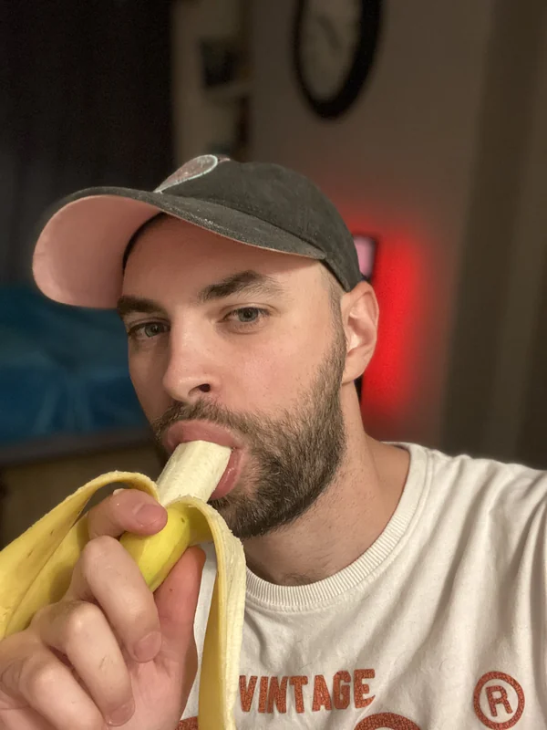 Bmc1134269 OnlyFans creator with engaging amateur content.