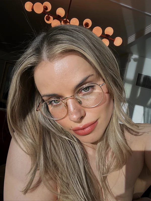 Bobbie OnlyFans profile picture - cottagecore creator