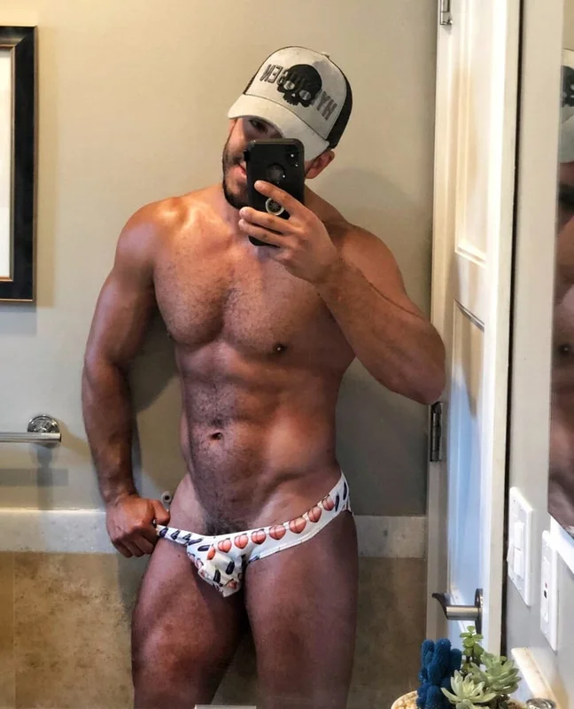 Bodyfitness OnlyFans athletic creator